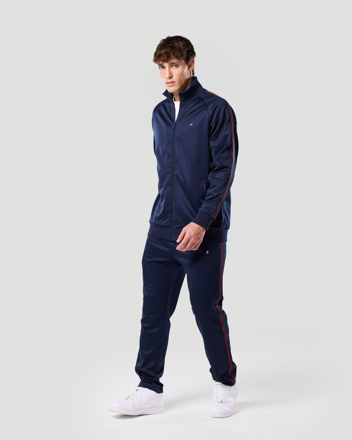 Chaqueta Deportiva para Hombre-NEGRO IRIS (AZUL MARINO) image number 1