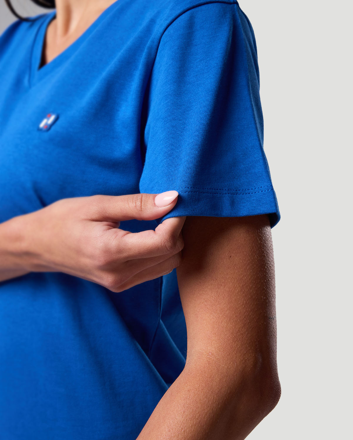 Camiseta de Cuello en V para Mujer-AZUL NÁUTICO image number 5